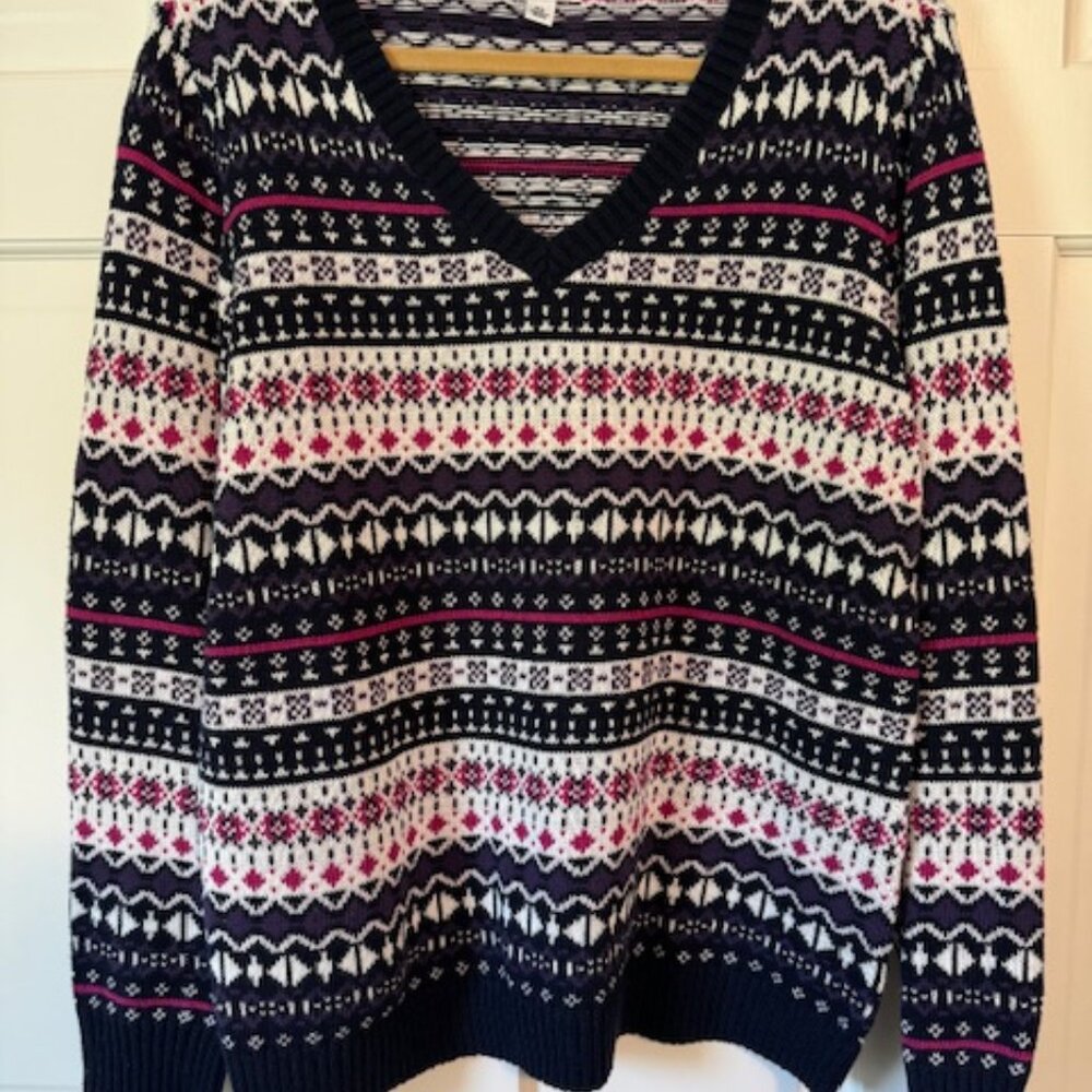Croft & Barrow Size XL V Neck Sweater Never Worn